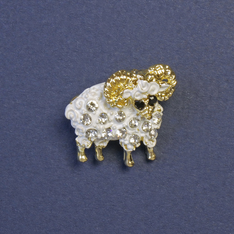 Sheep Brooch White Enamel Gold-Tone Metal 20x20mm