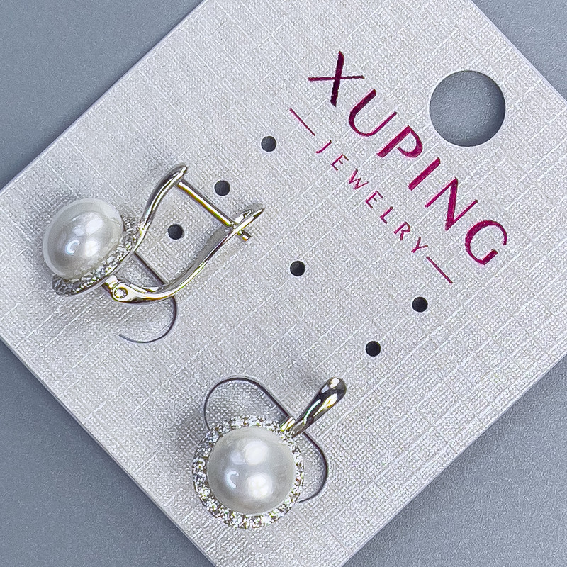 Earrings 'Xuping' rhodium with a Mallorca pearl, 8mm diameter and white crystals, length 17mm +