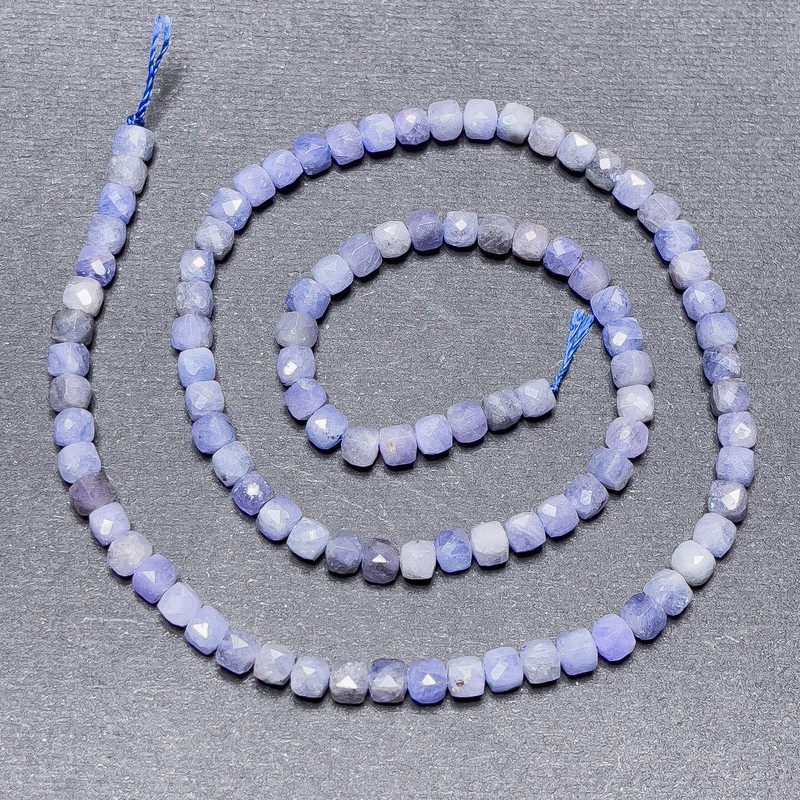 Sapphire Beads on Thread, Faceted Cube, Diameter 4mm+/-, Length 39cm+