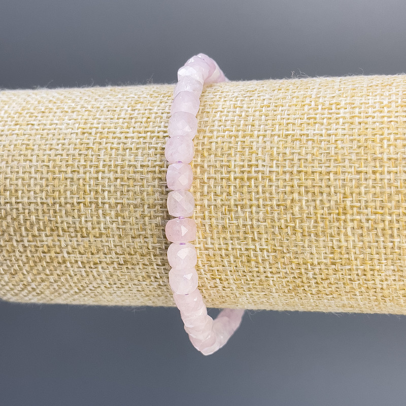 Kunzite Bracelet, Faceted Cube, Diameter 6mm+-, Length 18cm Stretch