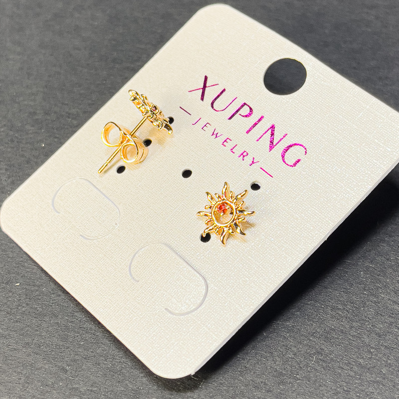 Xuping Stud Earrings with Red Crystal 9mm+- 18K Gold Plating