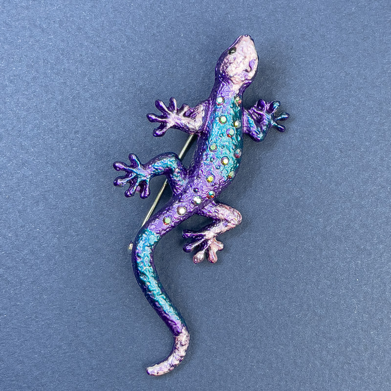 Brooch Lizard Blue-Purple Colour Iridescent Rhinestones 29x74mm+