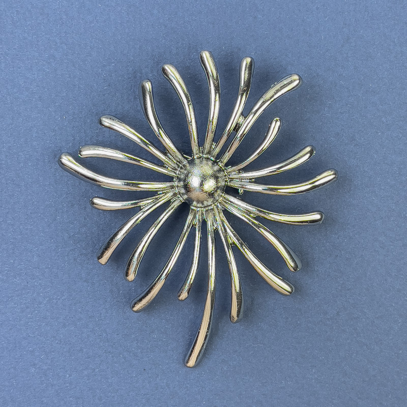 Brooch Flower Chrysanthemum Silver Metal 61×71mm+