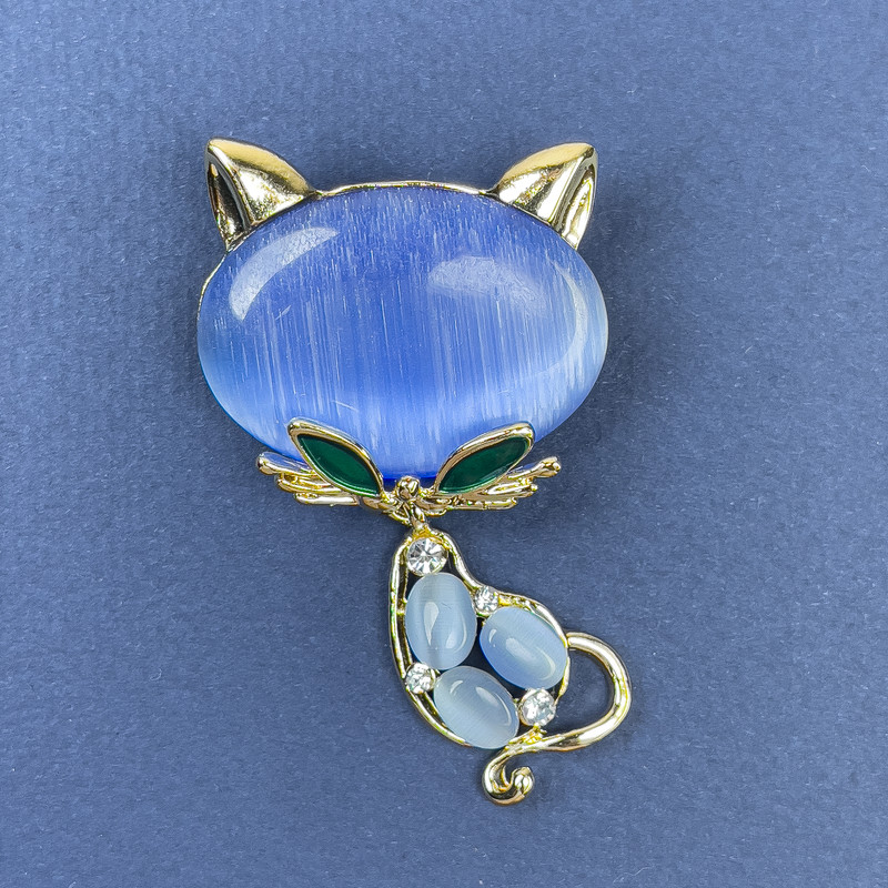 Brooch Cat Blue Cat's Eye White Rhinestones Gold-Tone Metal 34x58mm+