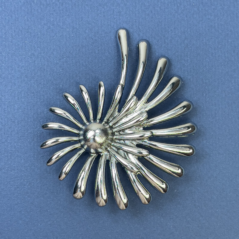 Flower Brooch, Silver-Tone Metal, 62×76mm+