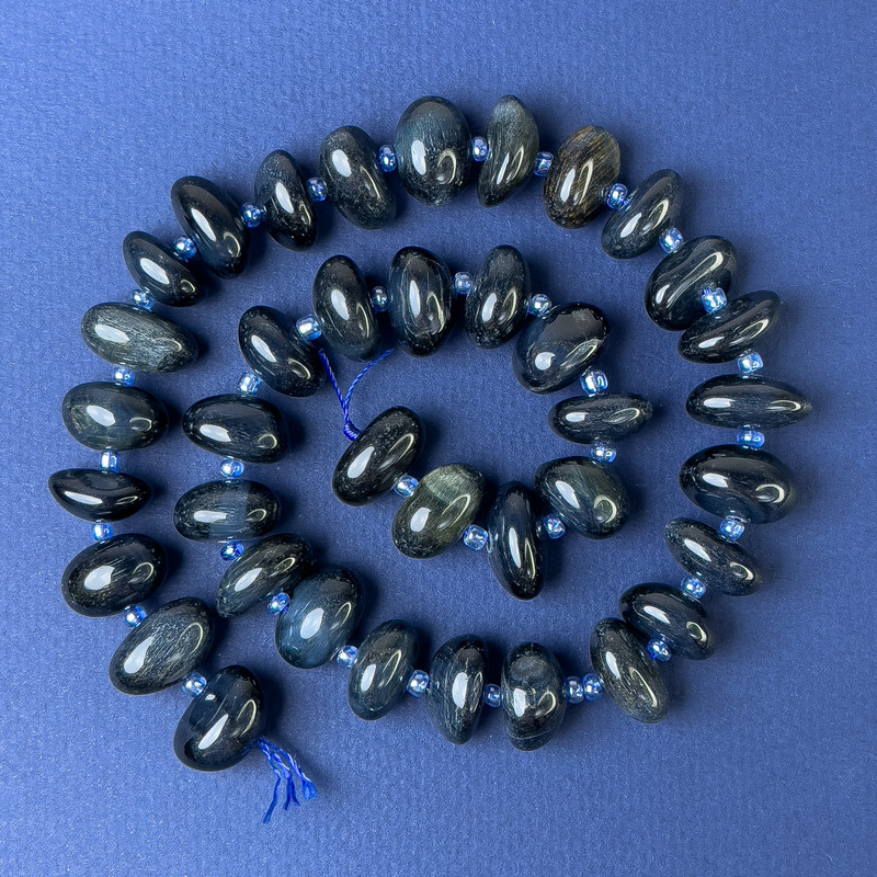 Hawk's Eye Tumbled Beads 14x8mm+- with Seed Beads, diameter 3mm+- on a String, length 40cm+