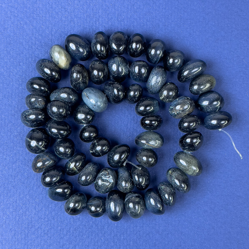 Hawk's Eye Tumbled Beads 8-13x8-10mm+- on Fishing Line, length 40cm+