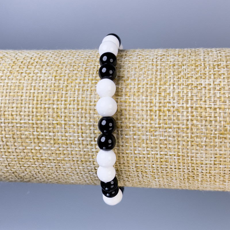 Agate Smooth Round Bead Bracelet, diameter 6mm+/-, length 18cm+/- stretch
