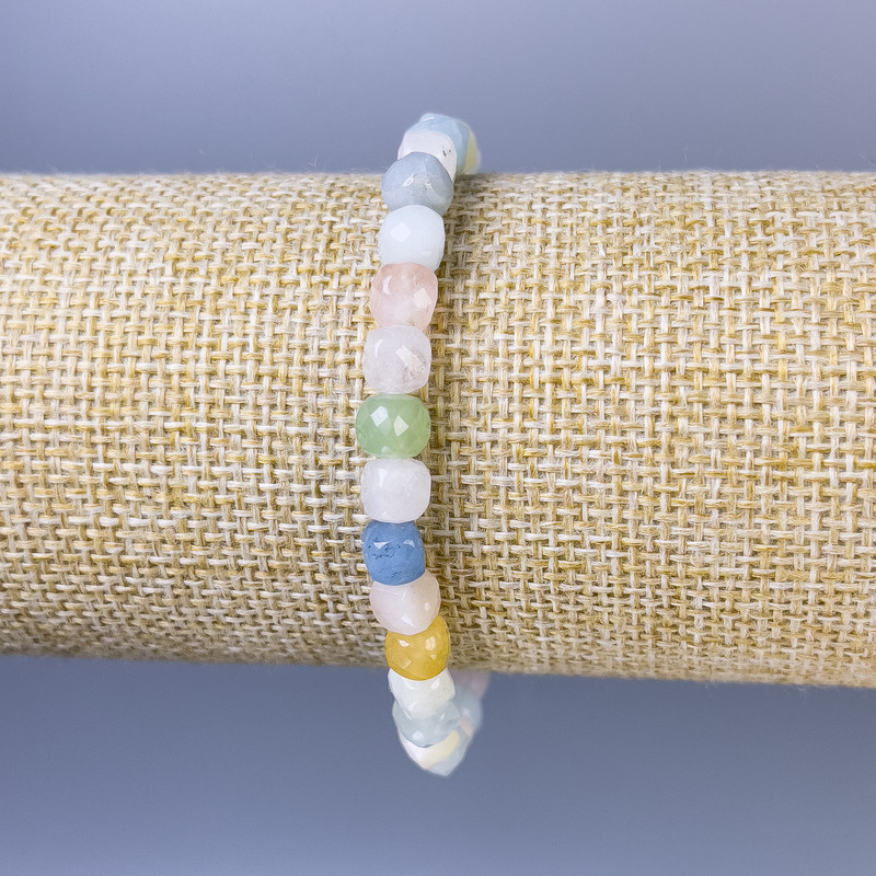 Morganite Bracelet, Faceted Cube, Diameter 6mm+/-, Length 18cm+/- Stretch