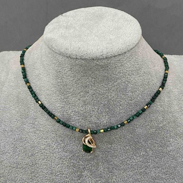 Choker Malachite Faceted Cube, Diameter 2mm+/- with Gold-Tone Metal Pendant, Length 36-40cm+/- with Clasp