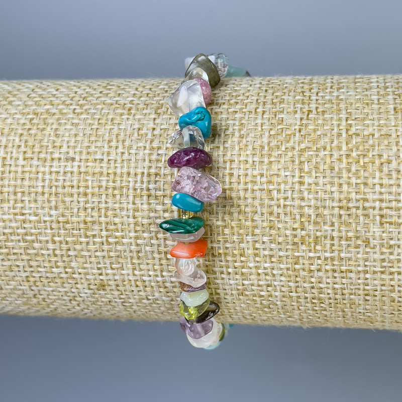 Assorted Chip Stone Bracelet, diameter 7-9x2-4mm+-, length 18mm+- stretch