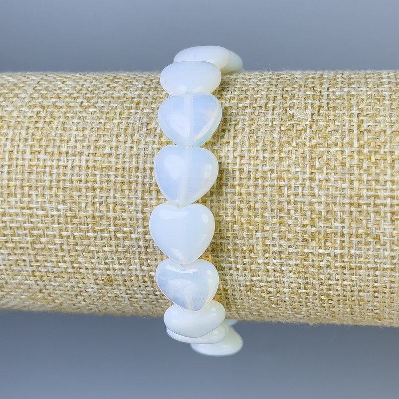 Moonstone Heart Bracelet, diameter 12x12+-, length 18cm+- stretch