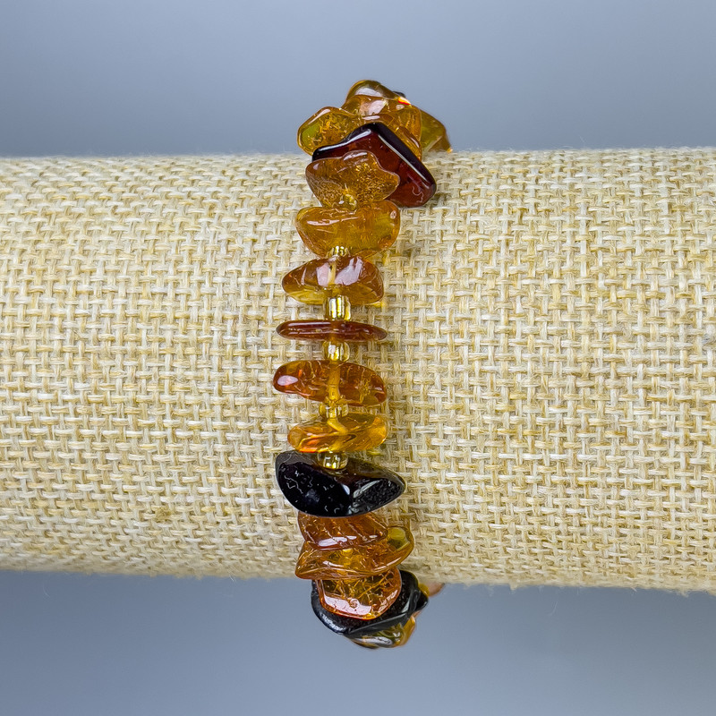 Amber Chip Bracelet, diameter 7-13x2-4mm+- with seed beads, length 18cm+- stretch