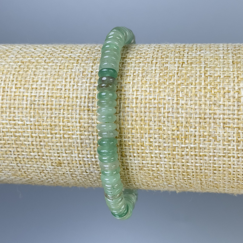 Jade Rondelle Bracelet, diameter 6x2mm+-, length 18cm+- stretch