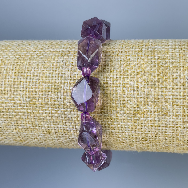 Amethyst Faceted Bracelet 12-15x9-13mm+-, length 18cm+- stretch