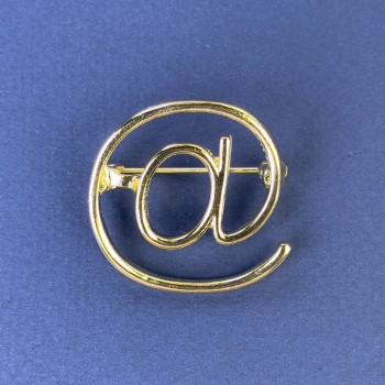 "Puppy" Brooch 30mm+- Gold-Tone Metal