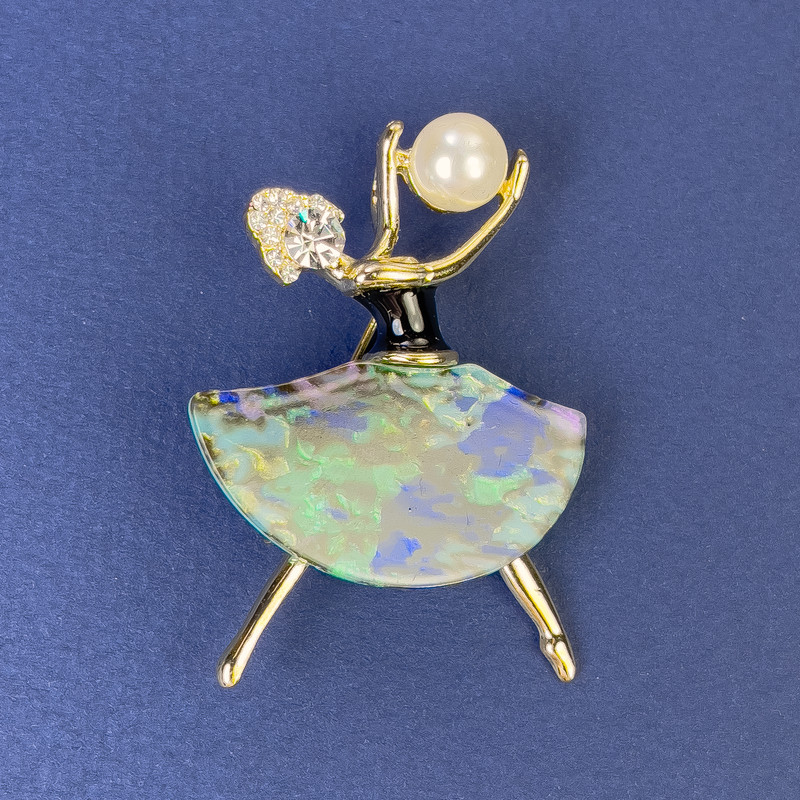 Brooch Pendant Girl, white rhinestones, gold-tone metal, 47x32mm+- with a pearl