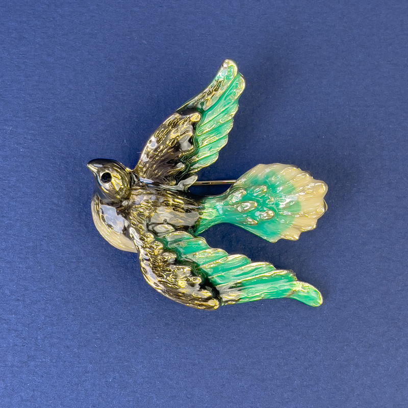 Dove Brooch, diameter 40x45mm+/-, multicoloured enamel, gold-tone metal