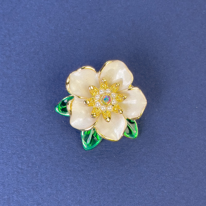 Flower Brooch, diameter 25mm+/-, white and green enamel, rhinestones