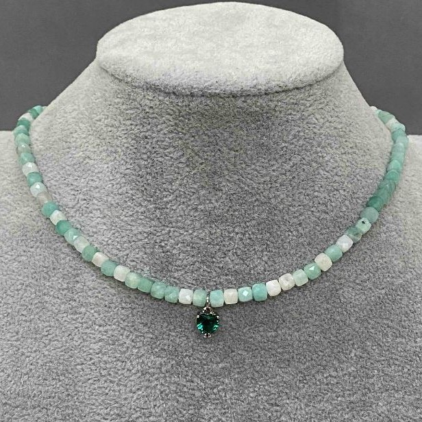 Emerald Choker Natural Stone Faceted Cube, Diameter 4mm+- Pendant with Green Crystal Gold-Tone Metal, Length 36-41cm+