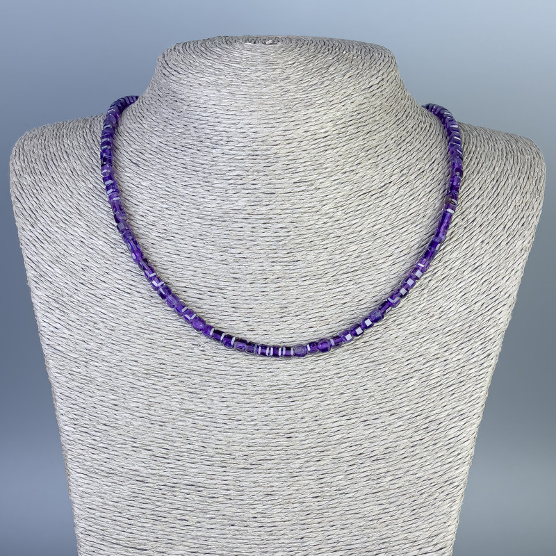 Necklace Amethyst Cube 4x4mm+-, length 45mm+- with clasp