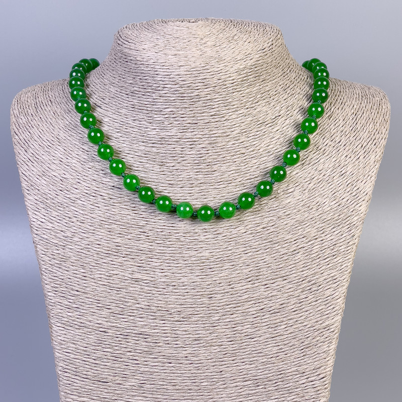 Chrysoprase Necklace Smooth Round, Diameter 8mm+-, Length 45cm+- with Clasp