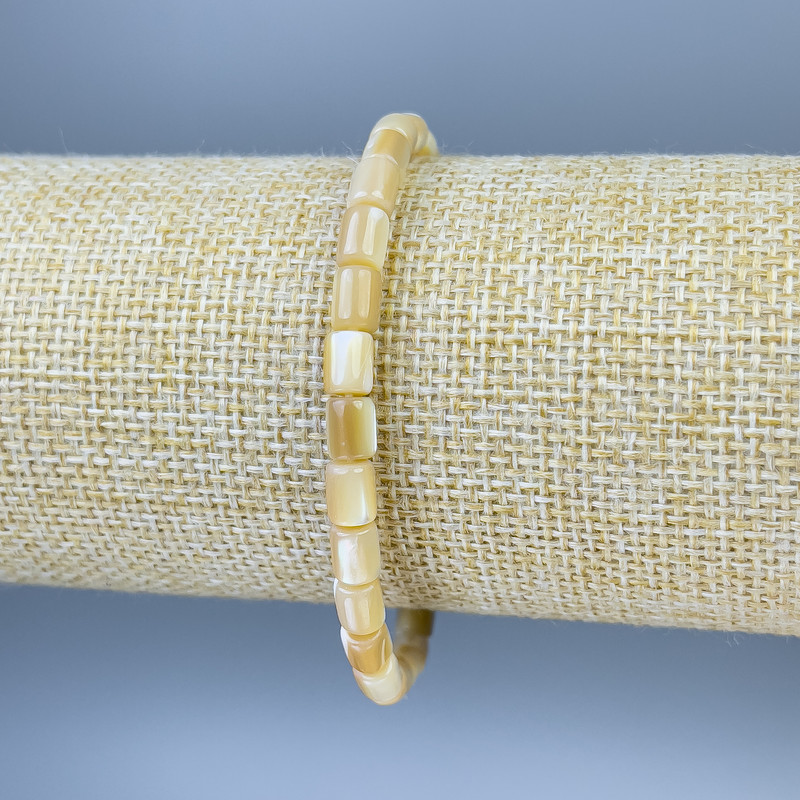 Bracelet Mother-of-Pearl Chip Beads, diameter 6x5mm+-, length 18cm+- stretch