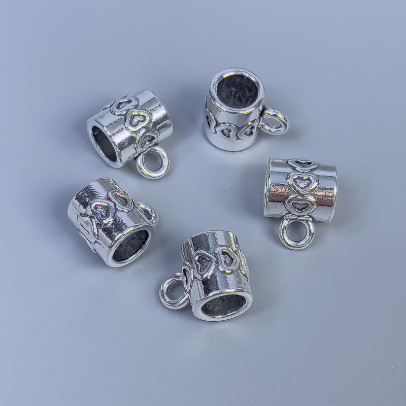 Bail Finding, Silver Colour, Size 9x8x7mm+/- Holes, Diameter 5mm+/-, Diameter 2mm+/- Pack 14 pcs