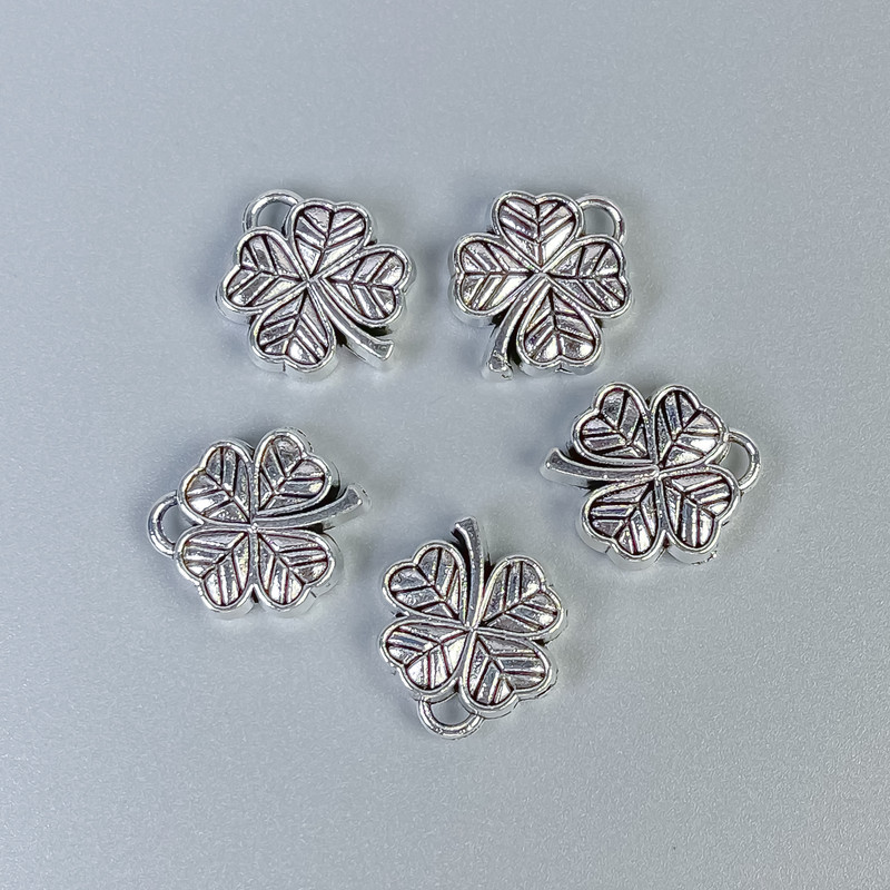 Bail insert finding, clover pendant, silver metal colour, size 13x16x4mm+/-, holes diameter 1.5mm+/-, diameter 1mm+/-, pack 20g (~