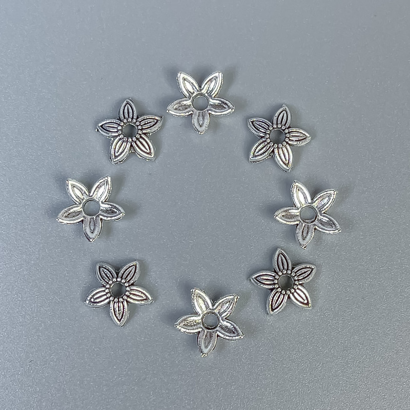 Bead Cap Finding, Silver Colour, Diameter 8x1mm+/- Hole, Diameter 1.8mm+/- Pack 20g (~100 pcs)