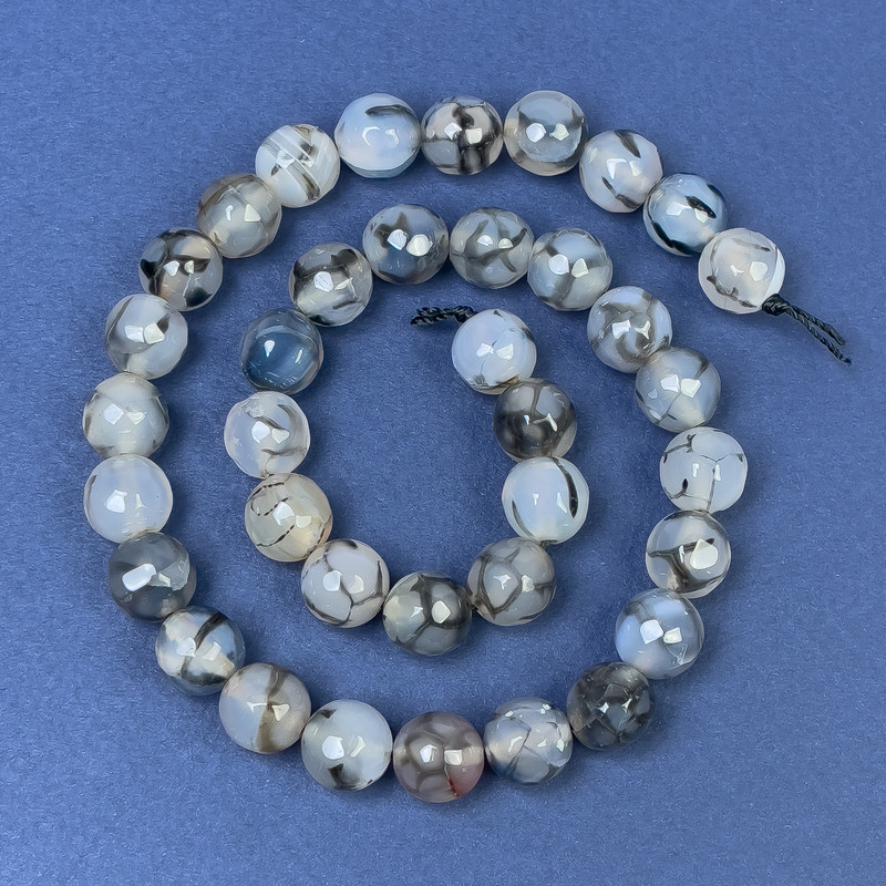 Dragon Vein Agate Beads on String, Faceted Round, Diameter 8mm+/-, Length 37cm+