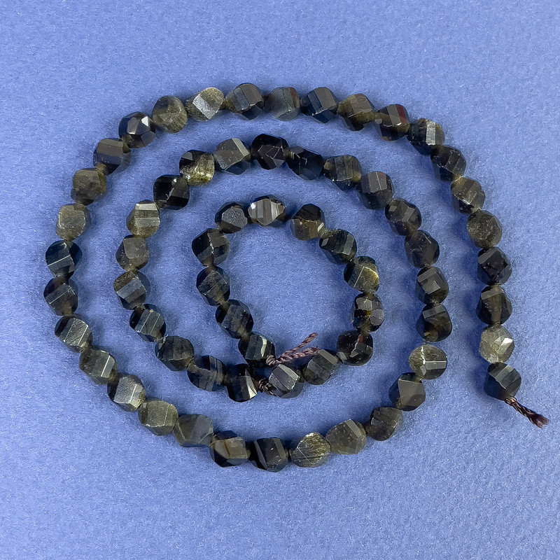 Beads on a Strand — Sun Obsidian Rhombus 6x5mm+ – on a strand, length 39cm+