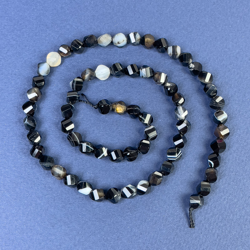 Agate Beads Faceted Rhombus 6x5mm +/- on String, Length 38cm+