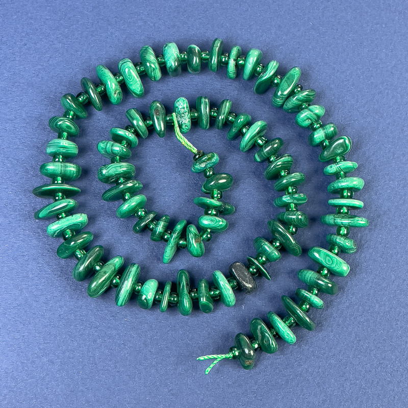 Malachite Chip Beads 8-13x4mm+/- with 3mm+/- Seed Beads on Thread, Length 41cm+
