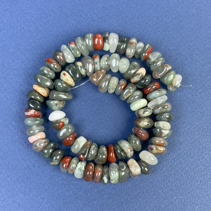 Jasper Hematite Chip Beads 9x3-5mm on Thread ± length 37cm
