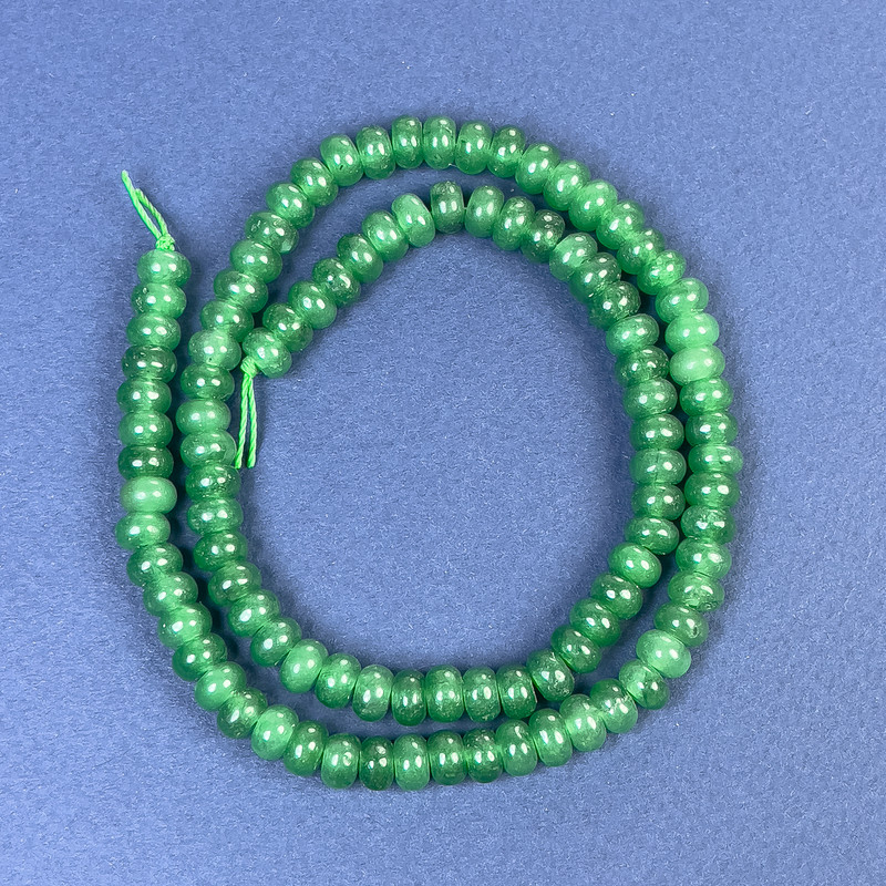 Chrysoprase Rondelle Beads 6x4mm+/- on Thread, Length 38cm+