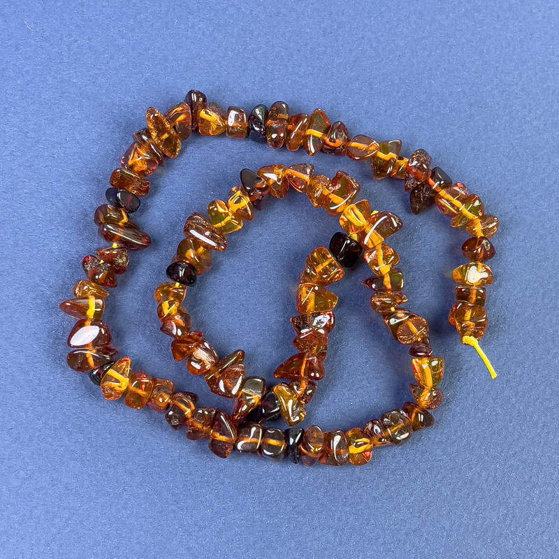 Amber Chip Beads 6-10x4mm+/- on Thread, Length 38cm+