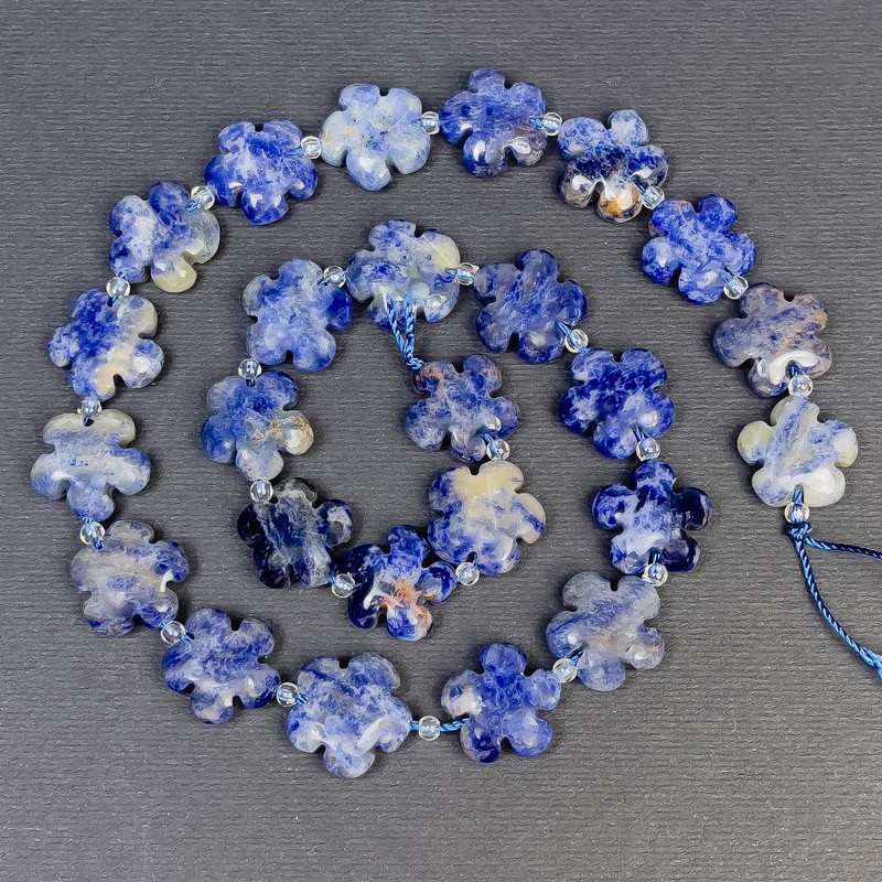 Sodalite Beads Natural Stone Flower, Diameter 15x6mm+/-, Hole Diameter 1mm+/-, Seed Beads Diameter 3mm, Length 41cm+