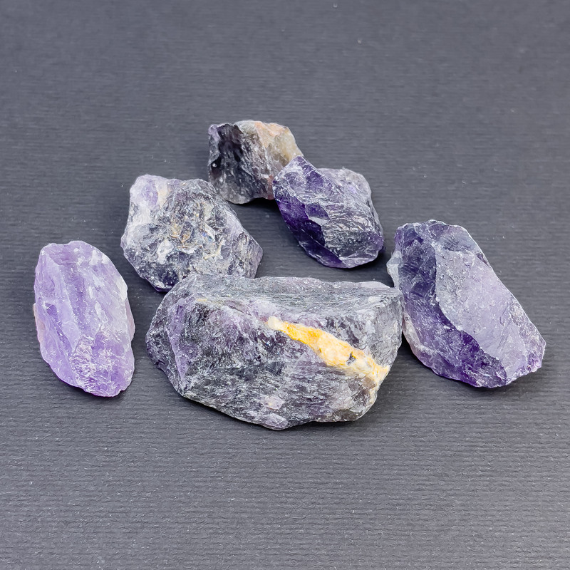 Natural Amethyst Rough Nuggets without Drilling 25-38×20-22 mm (+-) (per 100g ±)