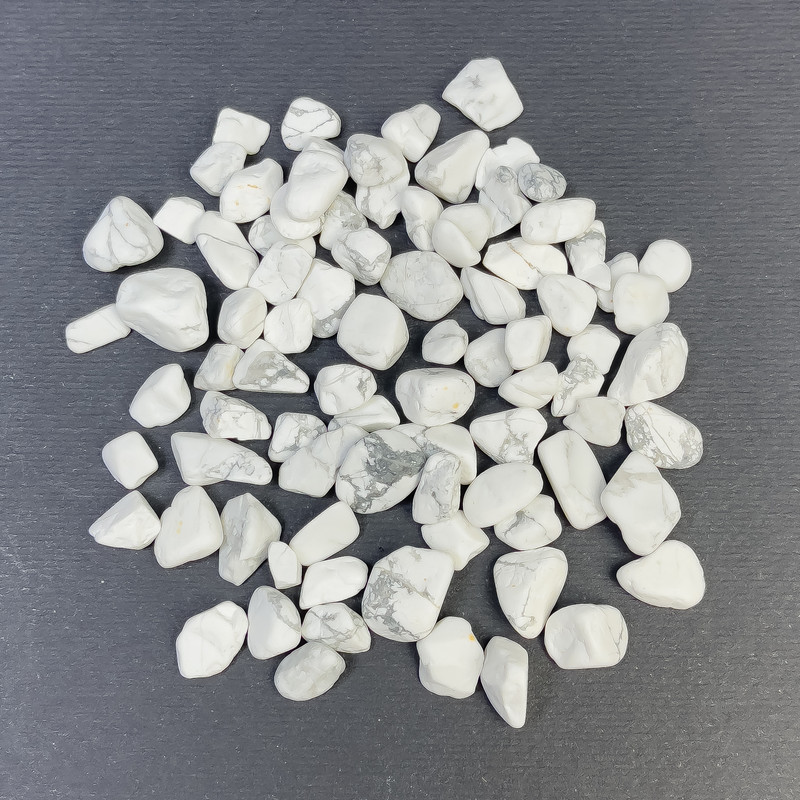 Undrilled natural CHALCEDONY nugget chips 10-12×3-6mm (±) (per 100 g ±)
