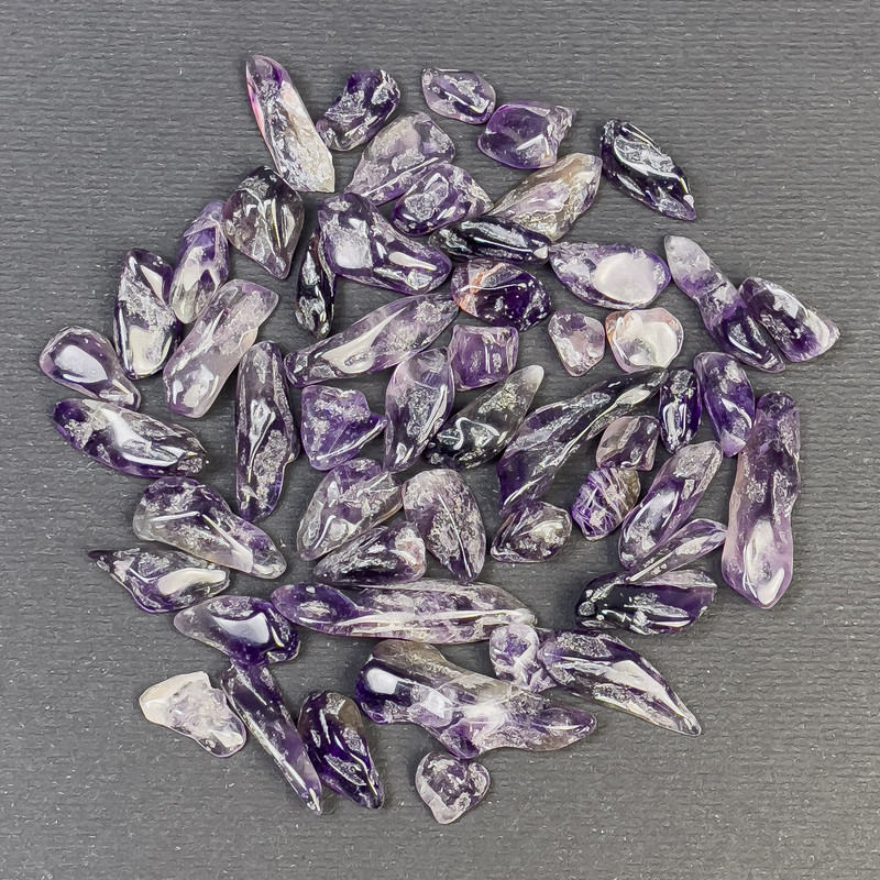 Price per 100g. Natural Amethyst chip, faceted, no hole, size ~7x20mm