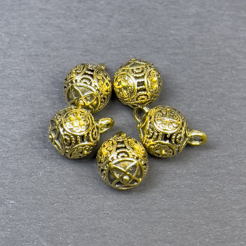 Finding Pendant in Gold Tone, 9.5×12mm ± pack of 5