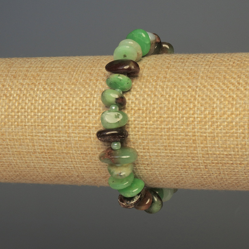 Chrysoprase Bead-Taced Bracelet, diameter 8-12×4mm±, with 3mm seed beads±, length 18cm±, stretch