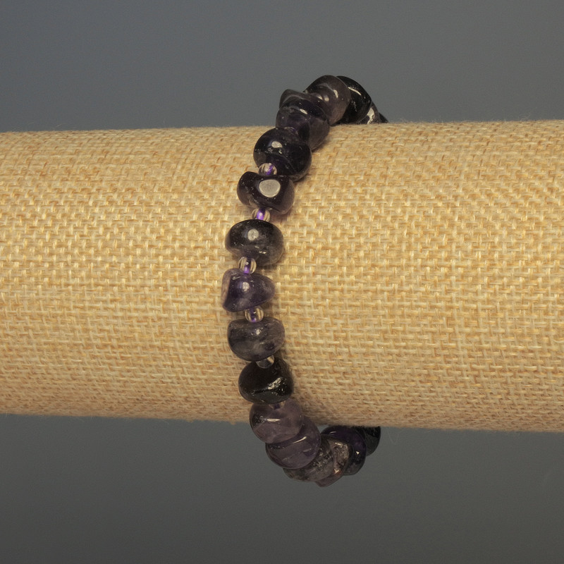 Amethyst facet bracelet, 9x5mm diameter ± with seed beads 3mm±, length 18cm±, stretch