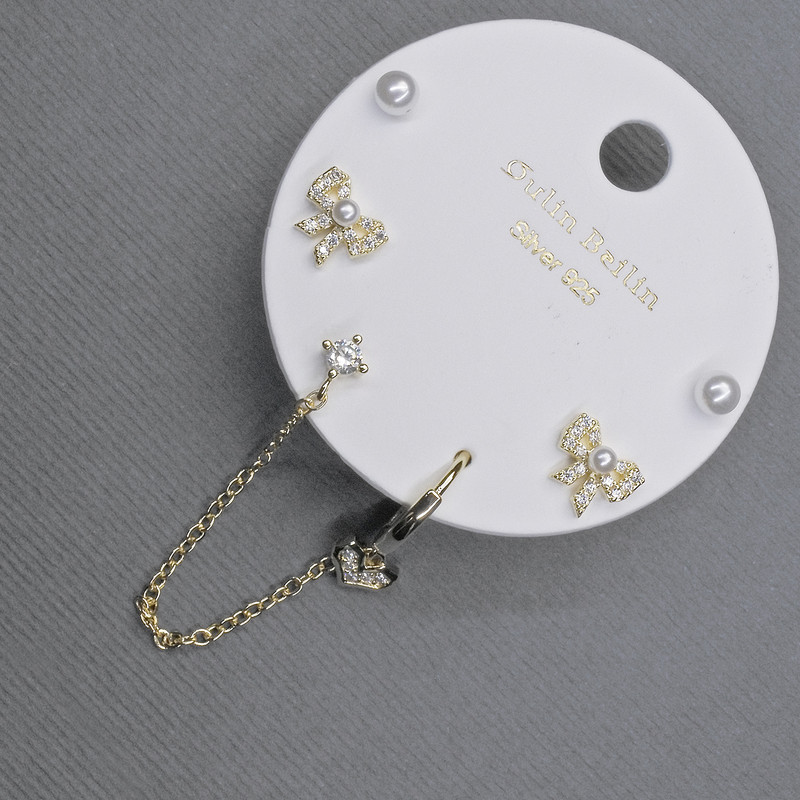 Stud Earrings with Ear Cuff Gold-Tone Metal White Rhinestones
