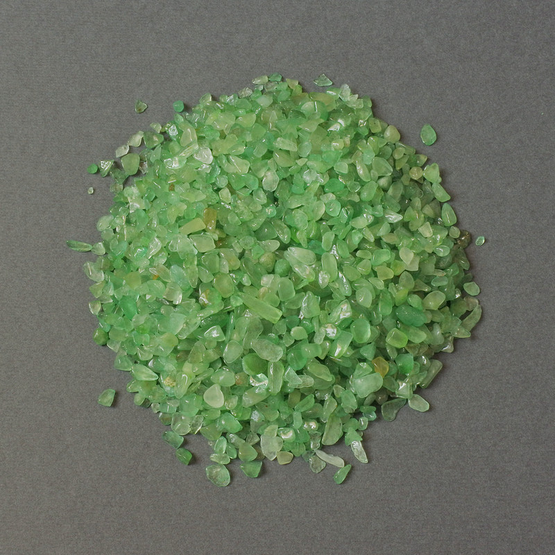 Natural Jade Chip without Hole 3-7×2-4mm+- (per 100g+-)