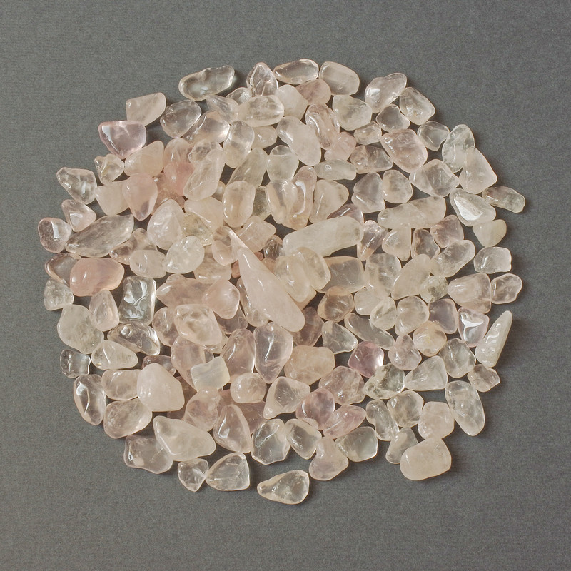 Natural Pink Quartz Tumbled Nuggets, Undrilled, 8-14×6-9 mm, packaged per 100 g