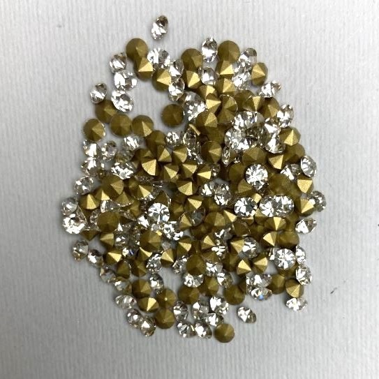 Rhinestones stones colour white, diameter 3.8 (+ -) mm pack / 10g (+ -)