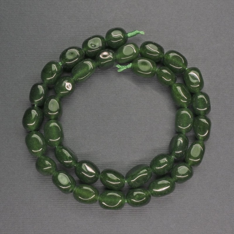 Aventurine Beads Emerald Green Tumbled, 8×10 mm, length 38 cm