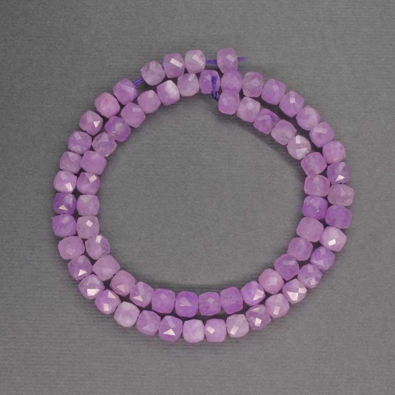 Kunzite Beads faceted cube 5mm diameter, 37cm length